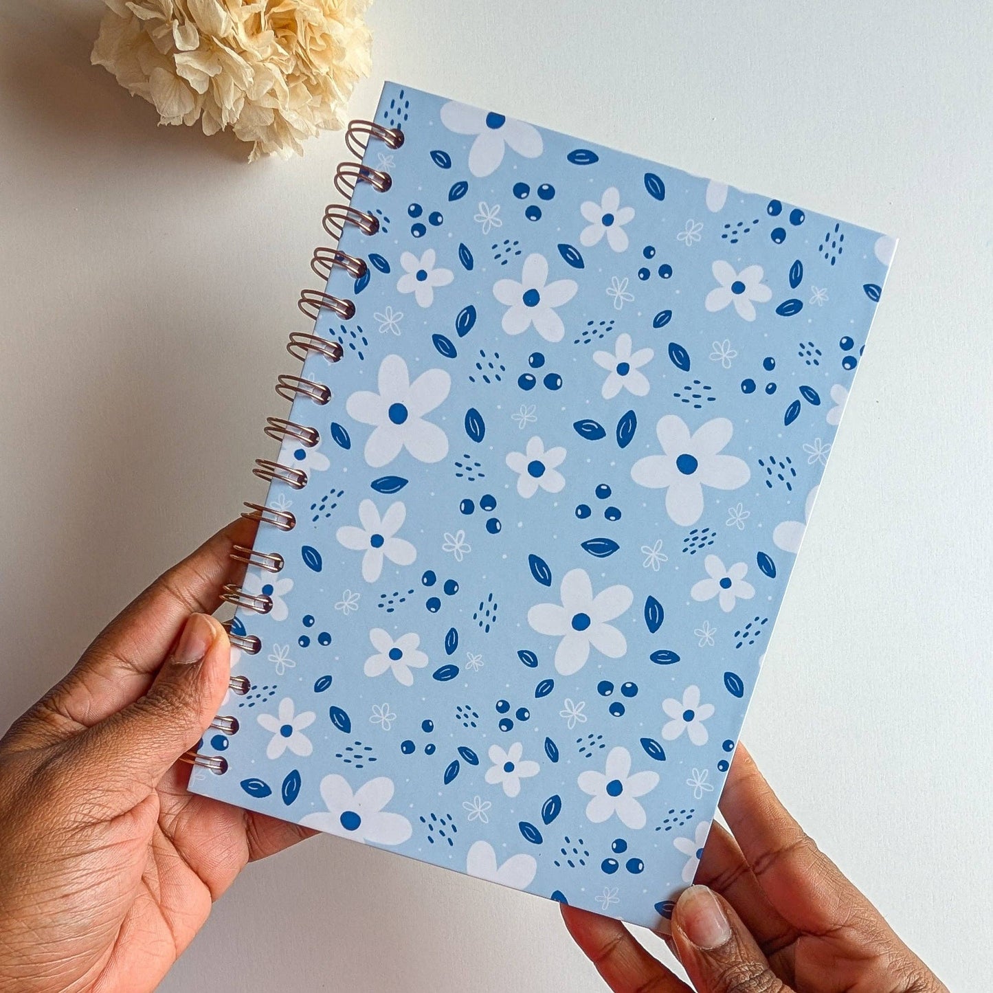 Carnet - Fleurs Blanches et Bleues