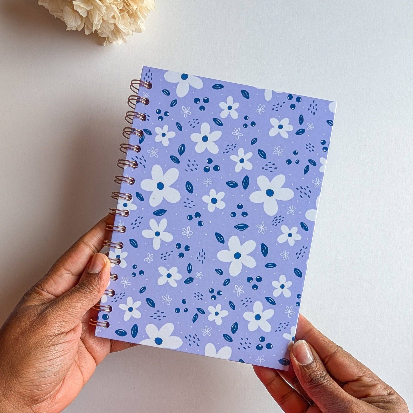 Carnet - Fleurs Blanches et Violettes