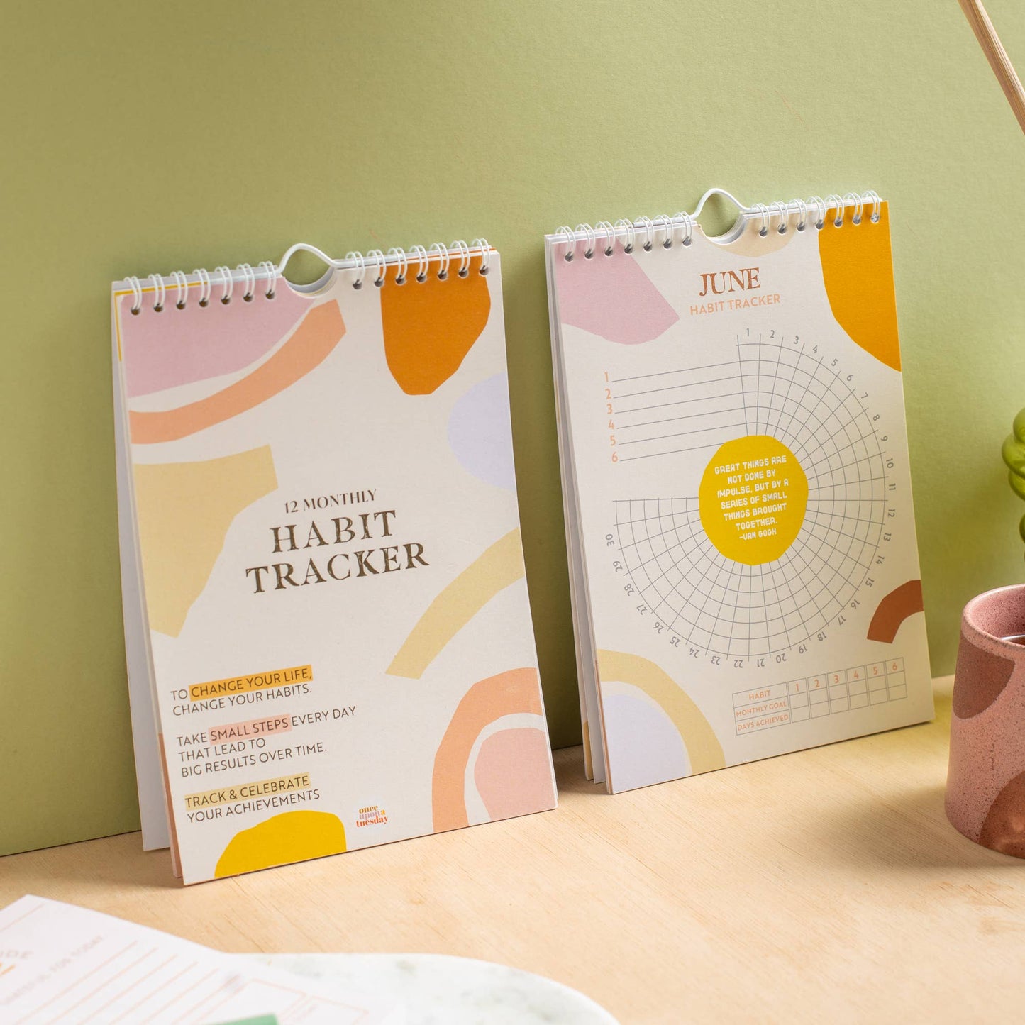 Habit Tracker 12 mois - Pastel Organic